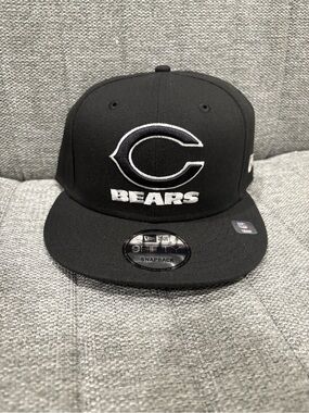 New Era Black Chicago Bears Snapback Hat with White Logo